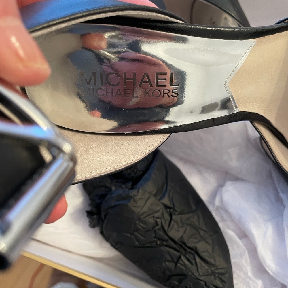 Michael Kors Black Leather Heels with Buckle - Picture 6 of 9